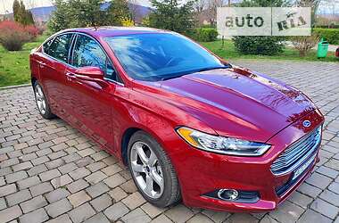 Седан Ford Fusion 2014 в 