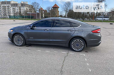 Седан Ford Fusion 2016 в Одесі