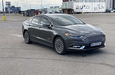 Седан Ford Fusion 2016 в Одесі