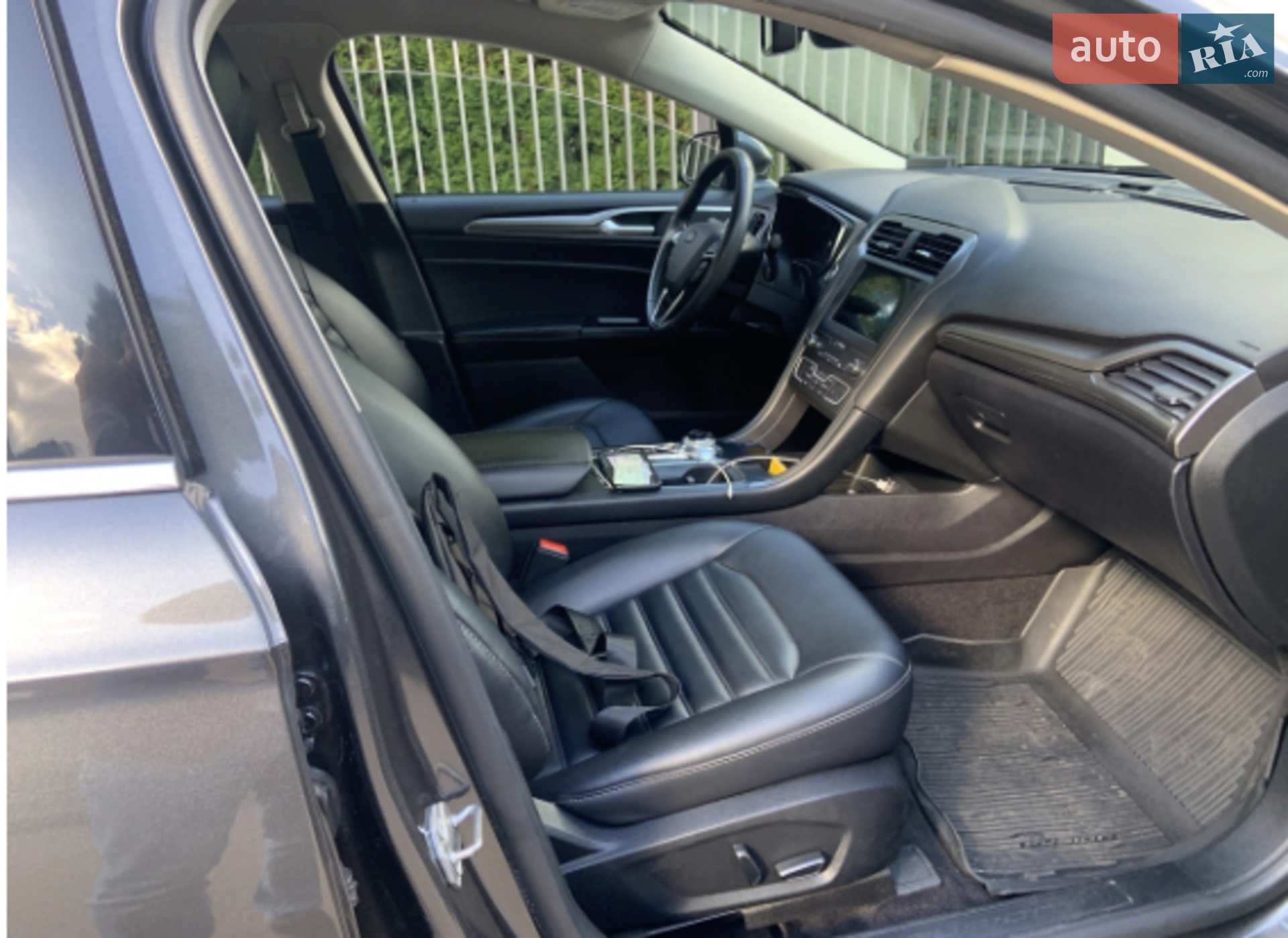 2020 Ford Fusion - мініатюра 2