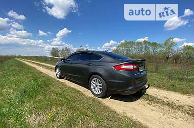 Седан Ford Fusion 2015 в Ивано-Франковске