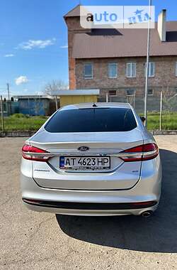 Седан Ford Fusion 2017 в Снятине