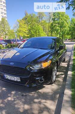 Седан Ford Fusion 2013 в 