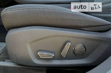 Седан Ford Fusion 2015 в 