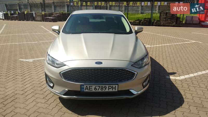 Седан Ford Fusion 2019 в Кривом Роге