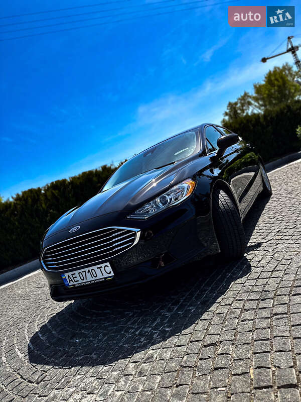 Седан Ford Fusion 2018 в Дніпрі фото 11 Седан Ford Fusion 2018 в Дніпрі