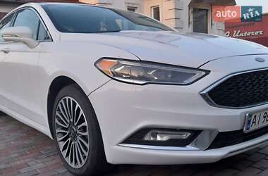 Седан Ford Fusion 2016 в 