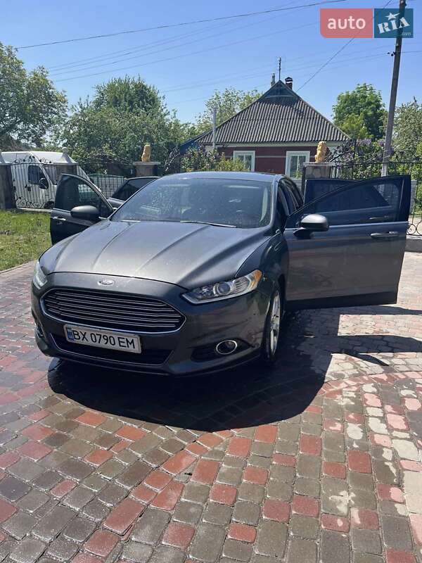 Седан Ford Fusion 2016 в Хмельницком