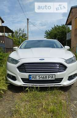 Седан Ford Fusion 2013 в Никополе