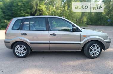 Хэтчбек Ford Fusion 2002 в Бердичеве