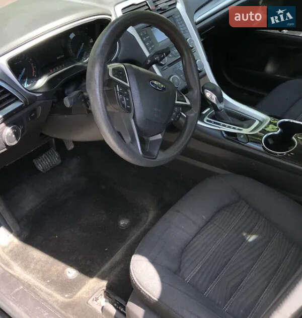 Седан Ford Fusion 2015 в Львові