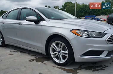 Седан Ford Fusion 2015 в Львове