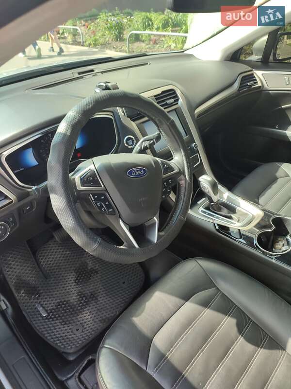 Седан Ford Fusion 2016 в Харькове