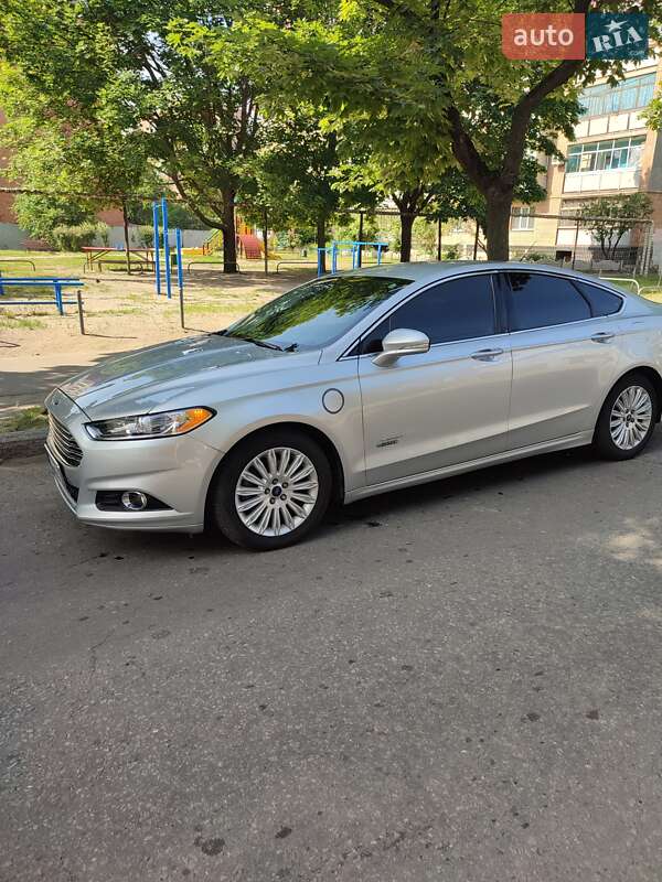 Седан Ford Fusion 2016 в Харькове