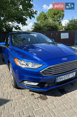 Седан Ford Fusion 2017 в 
