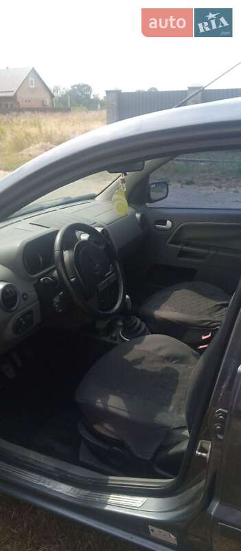 Хэтчбек Ford Fusion 2004 в Черкассах