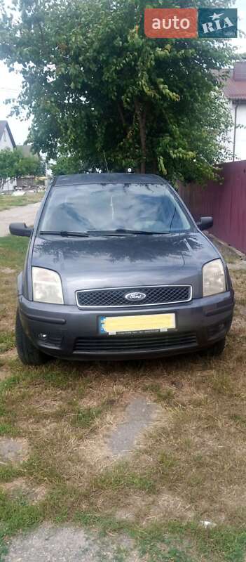 Ford Fusion 2004