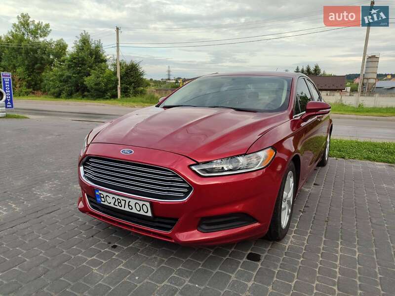 Седан Ford Fusion 2014 в 