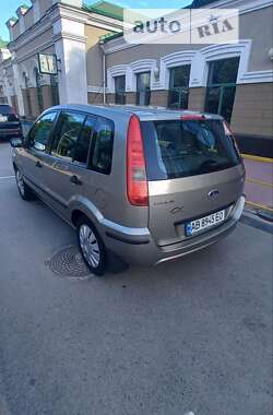 Хэтчбек Ford Fusion 2003 в Могилев-Подольске