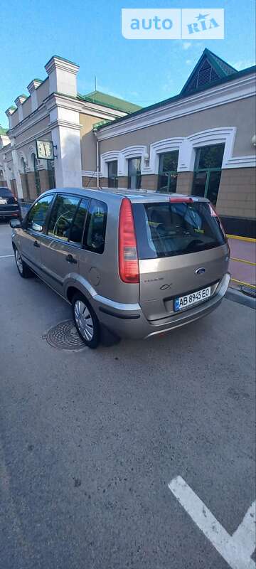 Хетчбек Ford Fusion 2003 в Могилів-Подільському