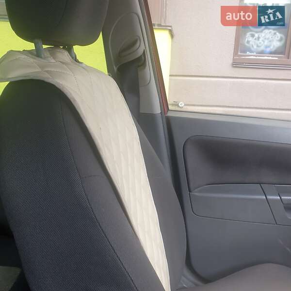 Хэтчбек Ford Fusion 2003 в Киеве