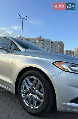 Седан Ford Fusion 2014 в Виннице