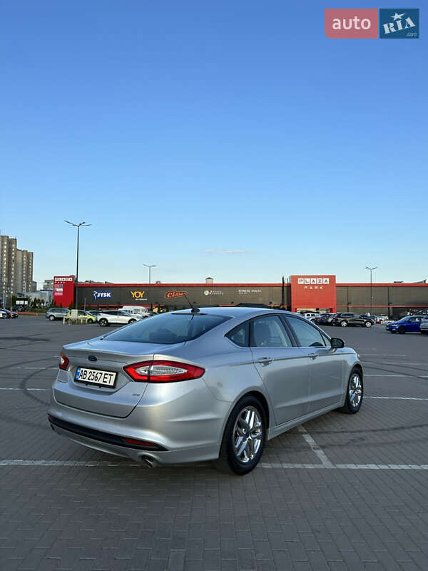 Седан Ford Fusion 2014 в Виннице