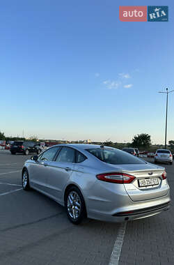 Седан Ford Fusion 2014 в Виннице