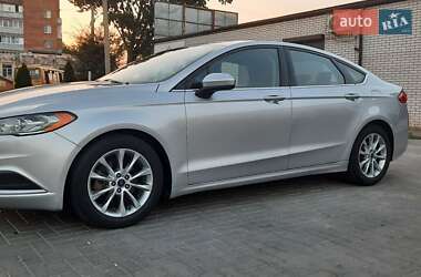 Седан Ford Fusion 2016 в Умані