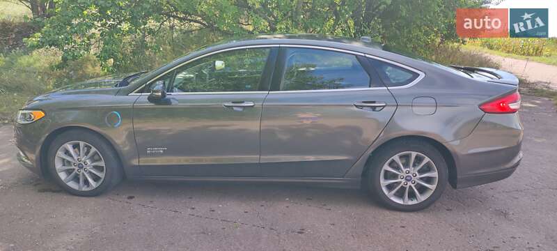 Ford Fusion 2017