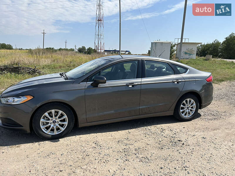 Седан Ford Fusion 2016 в Первомайске