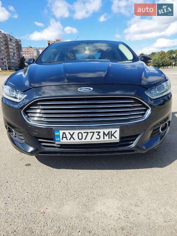 Седан Ford Fusion 2014 в Близнюках
