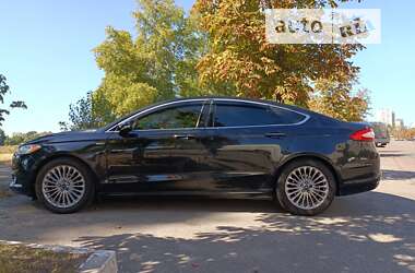 Седан Ford Fusion 2014 в 