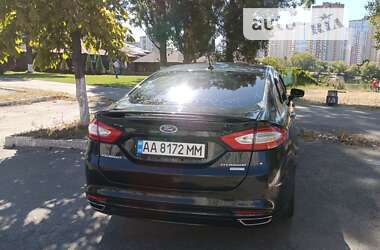 Седан Ford Fusion 2014 в 