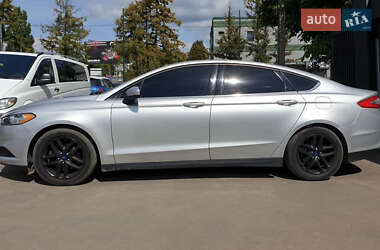 Седан Ford Fusion 2014 в Ужгороде