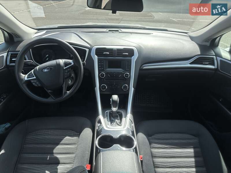 Седан Ford Fusion 2015 в Киеве