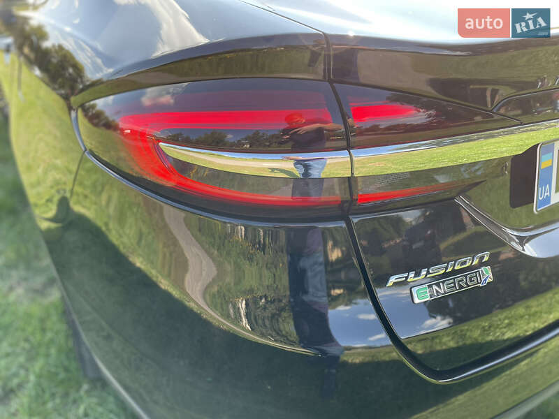 Седан Ford Fusion 2017 в Сумах