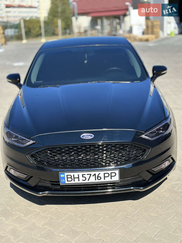 Седан Ford Fusion 2018 в Одесі