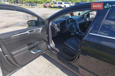 Седан Ford Fusion 2014 в Миргороде