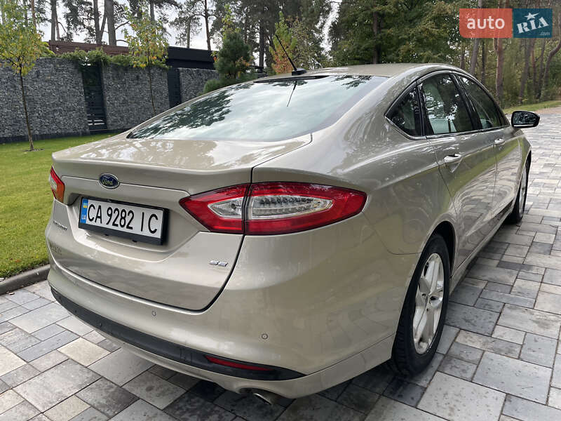 Седан Ford Fusion 2014 в Черкассах