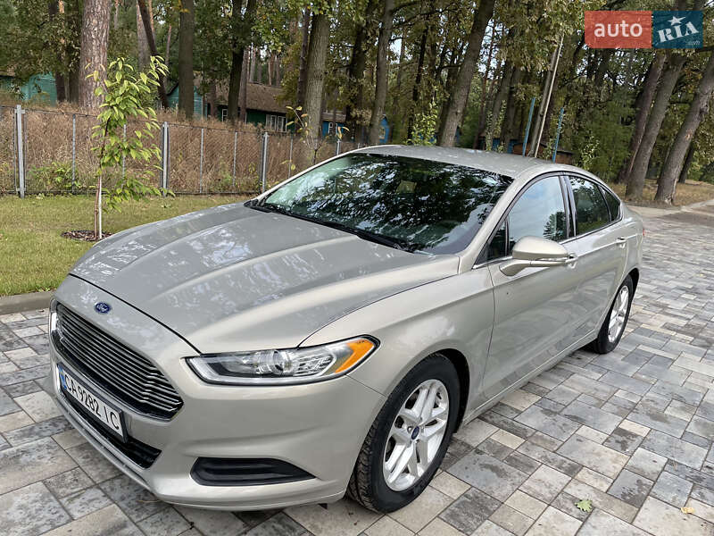 Седан Ford Fusion 2014 в Черкассах