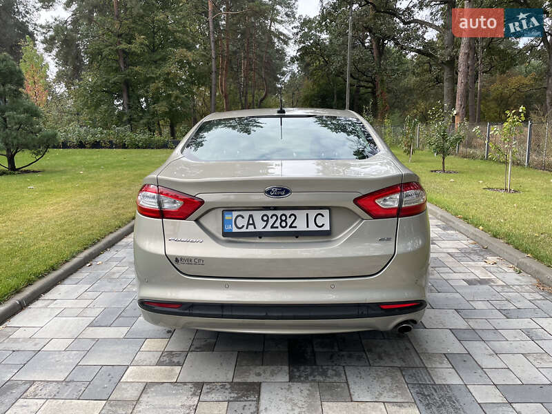 Седан Ford Fusion 2014 в Черкассах