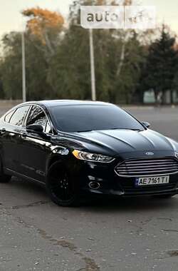 Седан Ford Fusion 2013 в Добропіллі