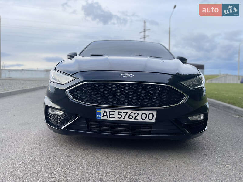 Седан Ford Fusion 2016 в Днепре