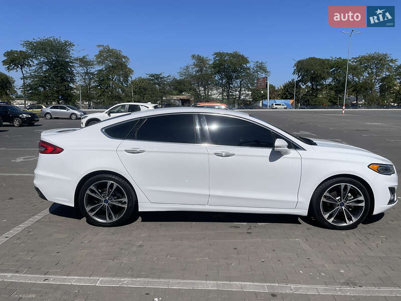 Седан Ford Fusion 2020 в Одессе