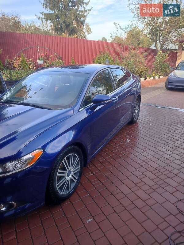 Седан Ford Fusion 2015 в Золочеве