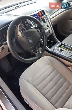 Седан Ford Fusion 2017 в Новоукраинке
