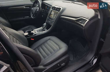 Седан Ford Fusion 2015 в Києві