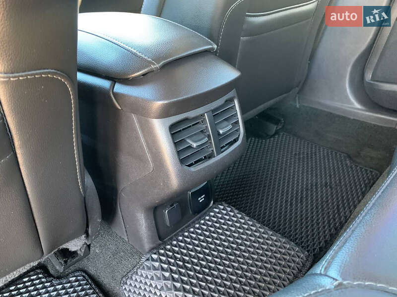 Седан Ford Fusion 2015 в Киеве