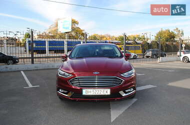 Седан Ford Fusion 2017 в 